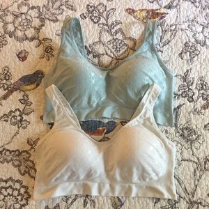 LOT of 2 Bali Comfort Bras